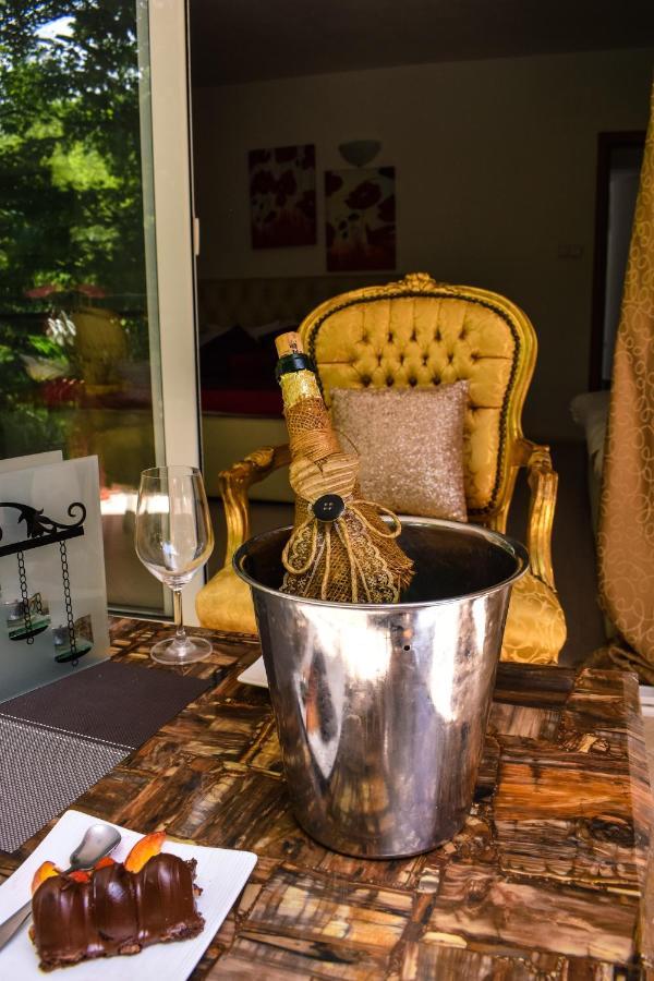 Villa Bella Boutique Hotel カヴァダルツィ エクステリア 写真